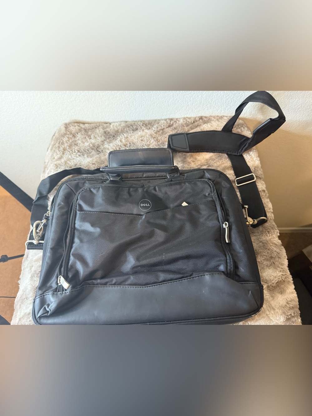 Dell Black Convertible Laptop Briefcase with Shoulder Strap